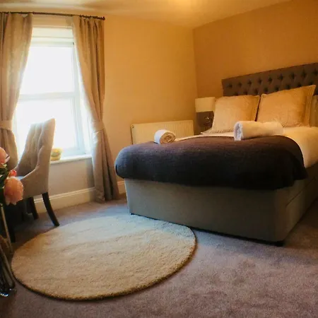 Brampton Holiday Cottage 度假居 *