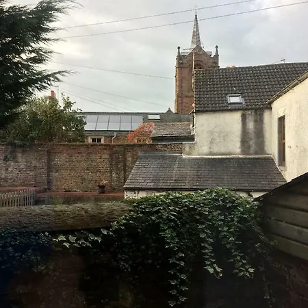 Brampton Holiday Cottage *